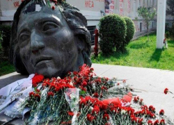 Μ. Καρράς: «Το Πολυτεχνείο δεν είναι μια απλή επέτειος. Είναι ζωντανό σύμβολο της πίστης στις δημοκρατικές αξίες»