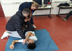 1ο ΕΠΑΛ Κασσάνδρας: Οι μαθητές μαθαίνουν παροχή πρώτων βοηθειών (φωτο)