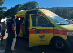 2χρονο κοριτσάκι κόντεψε να πνιγεί στην Ολυμπιάδα Χαλκιδικής