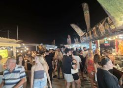 Πλήθος κόσμου από την πρώτη μέρα στην εμποροπανήγυρη του Αγίου Μάμαντος (φωτο)