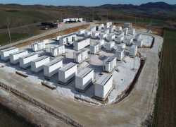 Σε λειτουργία μονάδα αποθήκευσης ενέργειας στον Πολύγυρο