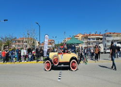 Απολαυστικό θέαμα στα Ν. Μουδανιά από 50 κλασικά αυτοκίνητα, στην 2η Δεξιοτεχνία (φωτο)