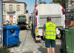Σε εξέλιξη η πλύση και απολύμανση των κάδων απορριμμάτων στον Δήμο Πολυγύρου