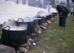 Παραδοσιακό κουρμπάνι "Αραπ' Γιώργη" στη Ν. Ηράκλεια