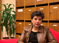Την ανάκληση της απόφασης για συγχώνευση 1ου και 4ου Νηπιαγωγείου Πολυγύρου ζητά η Κ. Μάλαμα
