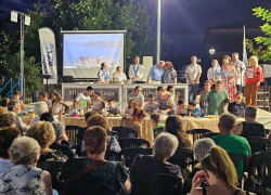 Κρητικές γεύσεις και μουσικές «έντυσαν» τον Διαγωνισμό Χειροποίητης Πίτας στα Σήμαντρα (φωτο)