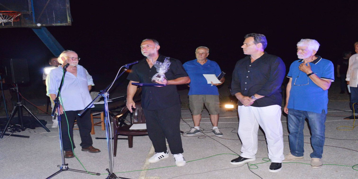Μήνυμα φιλίας και αθλητισμού από τον Φάρο του Ποσειδίου