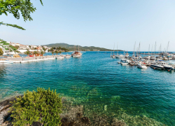 Οι τάσεις και οι προκλήσεις του ελληνικού τουρισμού για το 2025