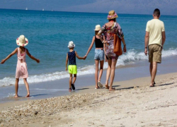 Παρατείνεται η υποβολή αιτήσεων για τον Κοινωνικό Τουρισμό της ΔΥΠΑ