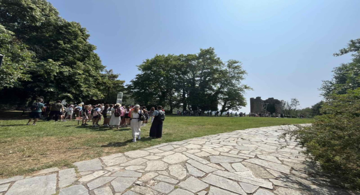 Πόλος έλξης και φέτος το Άλσος Αριστοτέλη για χιλιάδες επισκέπτες