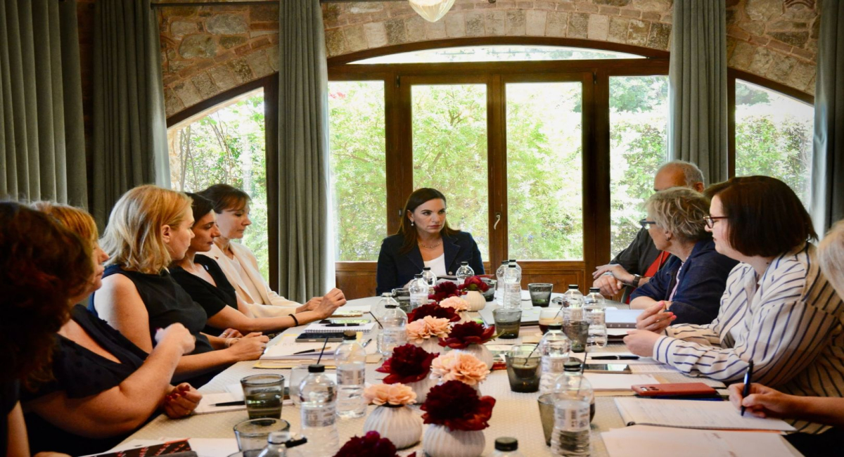 Όλγα Κεφαλογιάννη: «Ο οινοτουρισμός κατέχει ξεχωριστή θέση στη διαμόρφωση ενός διαφοροποιημένου και βιώσιμου τουριστικού μοντέλου»