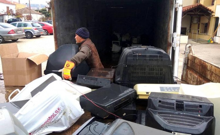 Με επιτυχία η ανακύκλωση ηλεκτρικών και ηλεκτρονικών συσκευών στο Δήμο Σιθωνίας