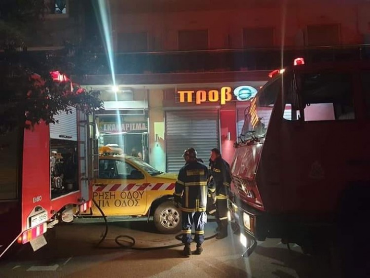 Φωτιά σε τυπογραφείο στο Λαγκαδά Θεσσσαλονίκης