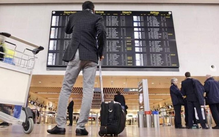 Έλεγχοι σε ταξιδιώτες από Ελλάδα σε βελγικά αεροδρόμια