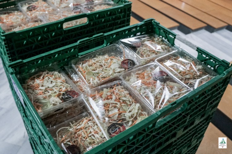 Ξεκίνησε η διανομή δωρεάν γευμάτων στα δημοτικά σχολεία του Δήμου Θερμαϊκού