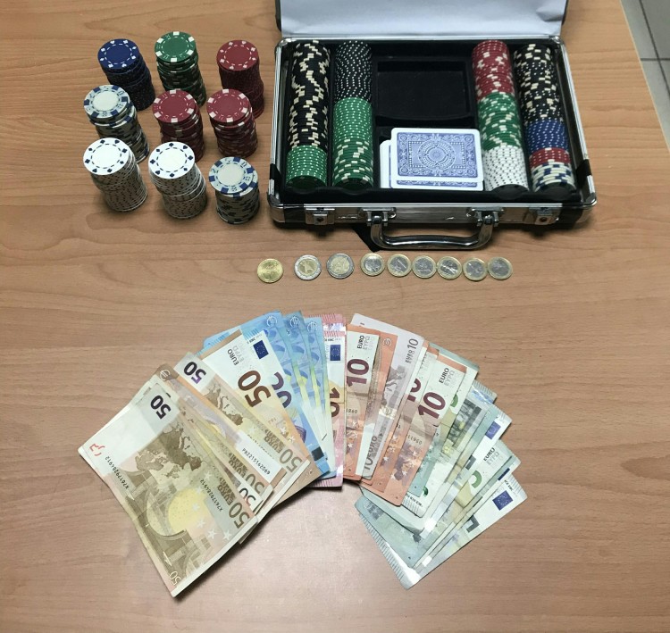 Πιερία: 11 συλλήψεις για παράνομα τυχερά παιχνίδια (ΦΩΤΟ)