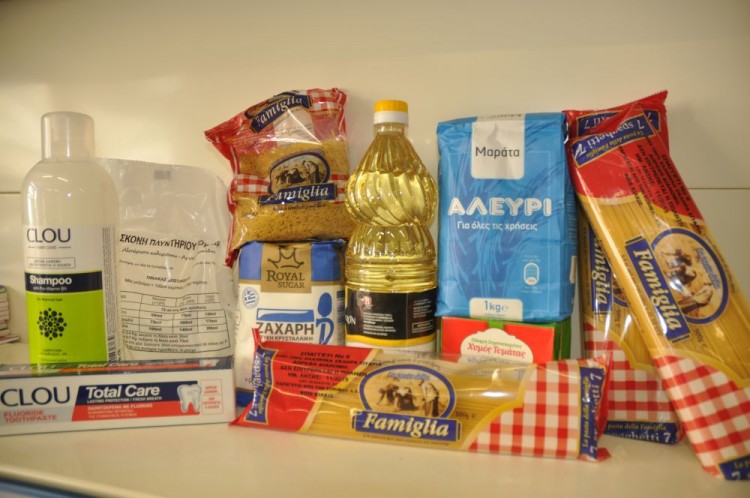 Διανομή τροφίμων από το Κοινωνικό Παντοπωλείο του Δήμου Ν. Προποντίδας